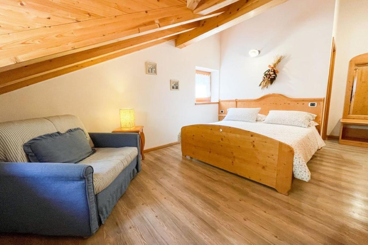 Room & Breakfast Ca Mea Dina Bezzecca Exterior foto