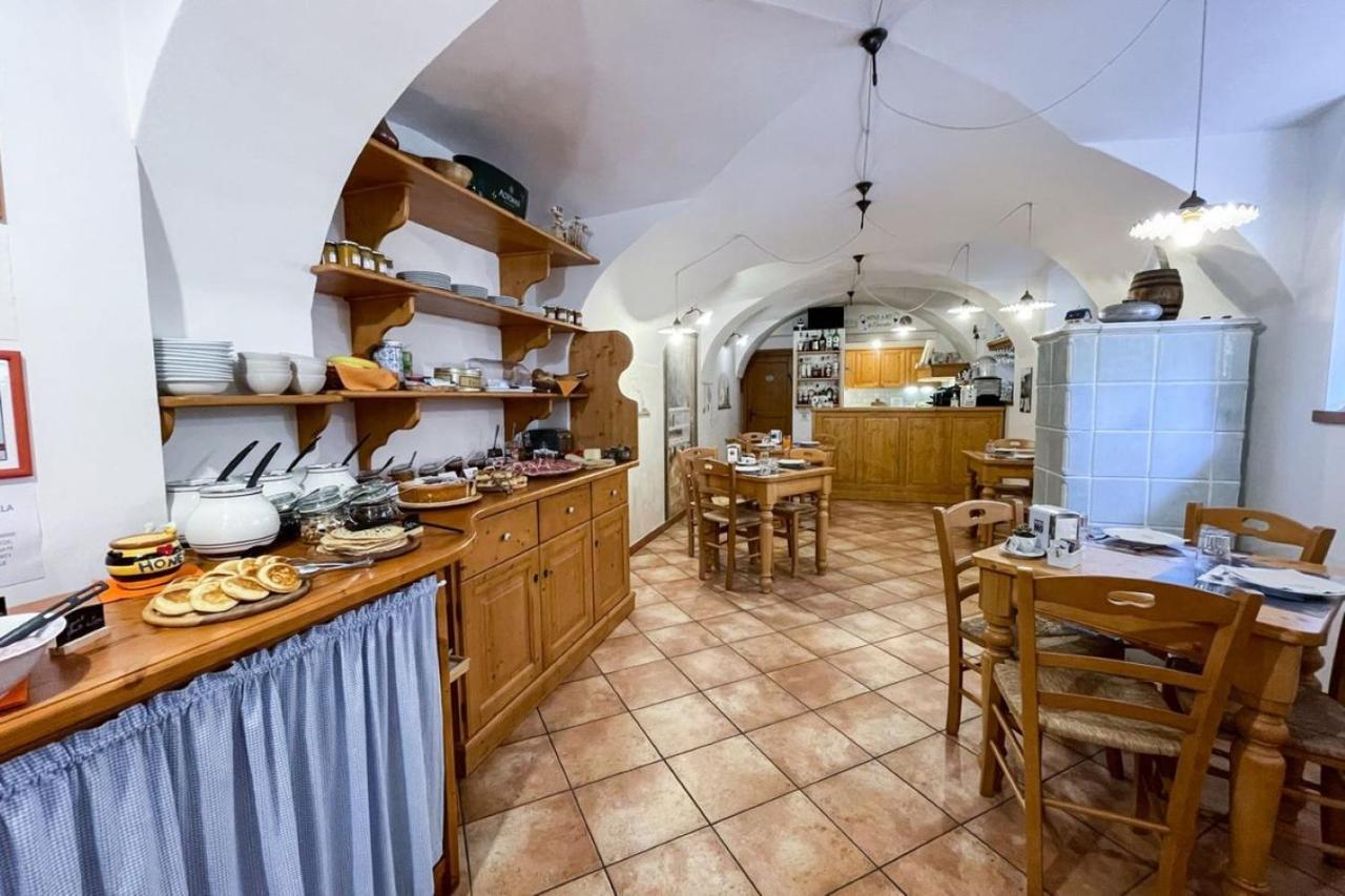 Room & Breakfast Ca Mea Dina Bezzecca Exterior foto