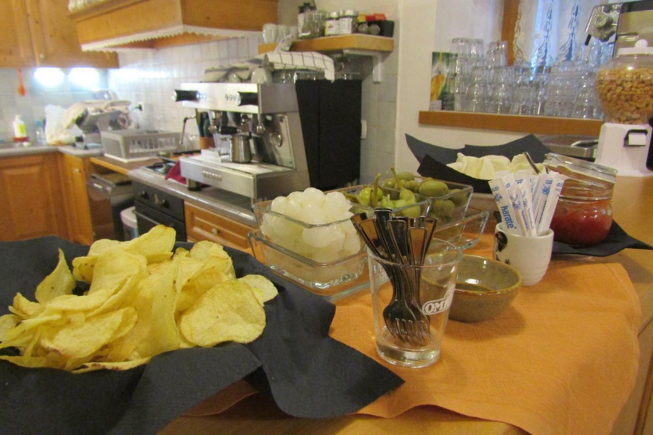Room & Breakfast Ca Mea Dina Bezzecca Exterior foto